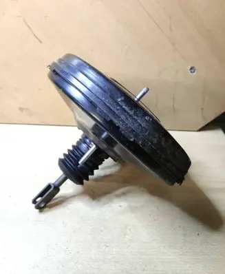 Opel Astra H Brake booster 13216084