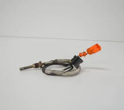 Volkswagen Eos Oil temperature sensor 03G906088D