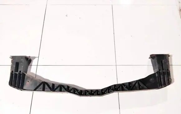 Citroen C4 I Front bumper mounting bracket 9646895580