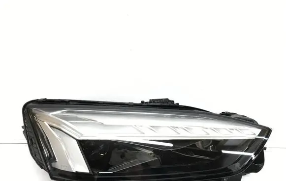 Audi A5 Headlight/headlamp 8W6941086 030112023600