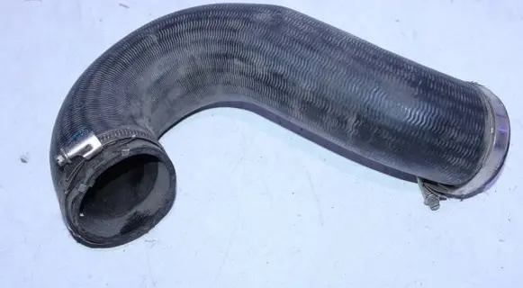 Porsche Cayenne (92A) Intercooler hose/pipe 7P0145972A 125021