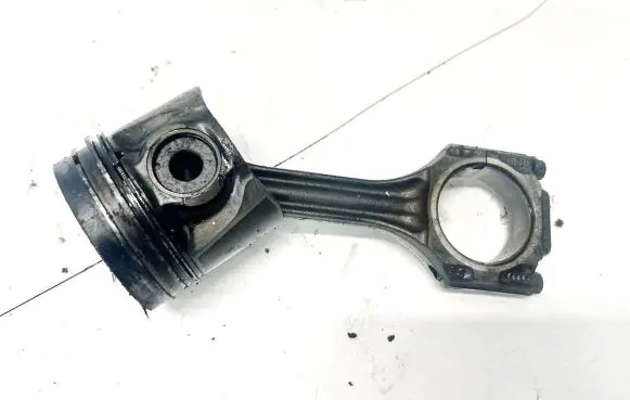 Piston with connecting rod