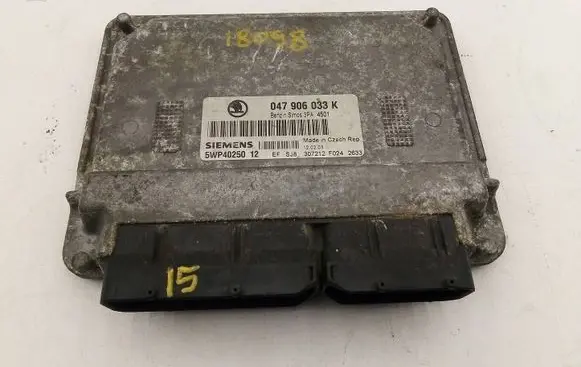 Volkswagen Polo Engine control unit/module ECU 047906033k