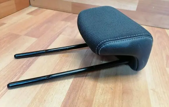 Renault Laguna III Rear seat headrest 
