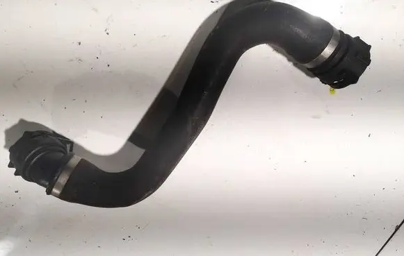 BMW 5 GT F07 Engine coolant pipe/hose 7789742