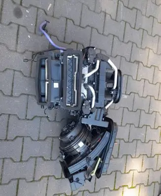 Volvo S60 Interior heater climate box assembly P32226261 00205422
