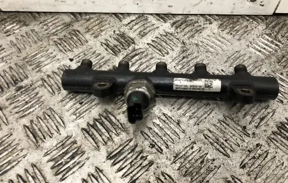 Citroen C5 Fuel main line pipe 9656391180