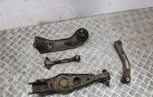 KIA Sportage Rear upper control arm/wishbone 55250D7000 55100D3050