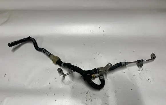 Audi A8 S8 D4 4H Fuel line pipe 079127509CA
