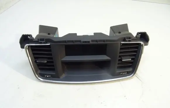 Peugeot 508 Dash center air vent grill 9688552977 9676198280 9686457877