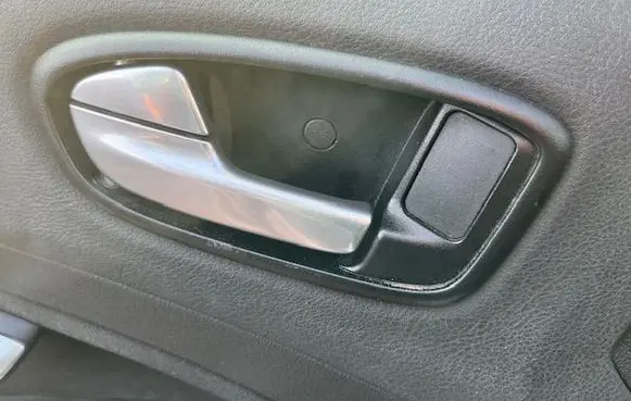 Ford Mondeo MK IV Front door interior handle 
