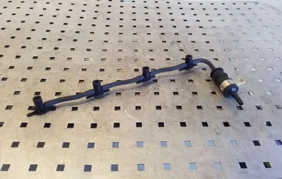 Nissan X-Trail T31 Fuel return line/hose 