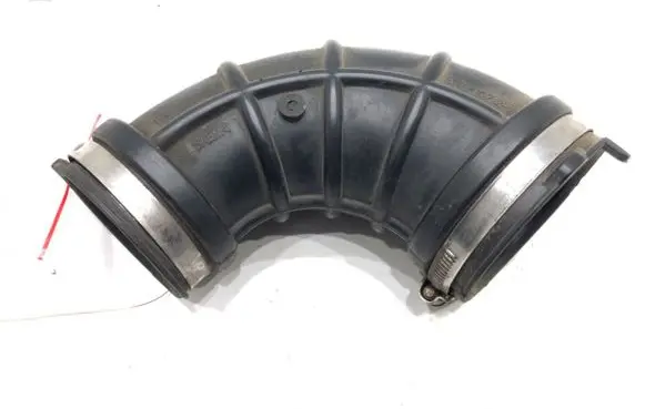 Air intake hose/pipe