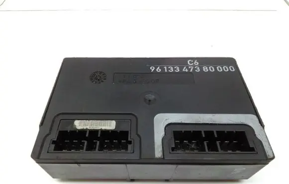 Peugeot 406 Door central lock control unit/module 9613347380000
