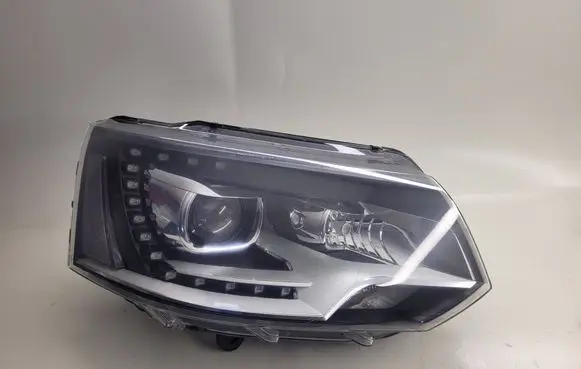 Volkswagen Transporter - Caravelle T5 Headlight/headlamp 7E5941016 030125327200