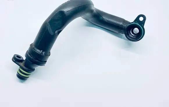 Volkswagen Golf VII Breather/breather pipe/hose 04E103474K