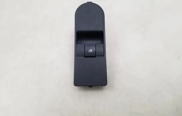 Opel Zafira B Electric window control switch 13228709