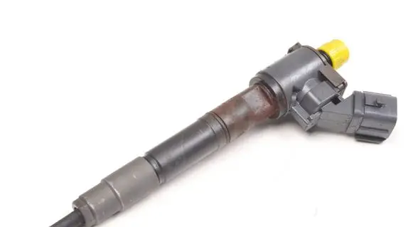 Volvo S60 Fuel injector 31405404