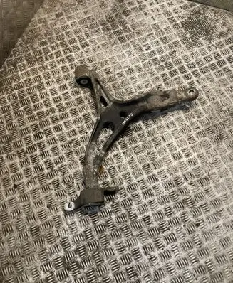 Mercedes-Benz ML W164 Front lower control arm/wishbone 1643301807 A1643301807