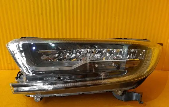 Honda CR-V Headlight/headlamp
