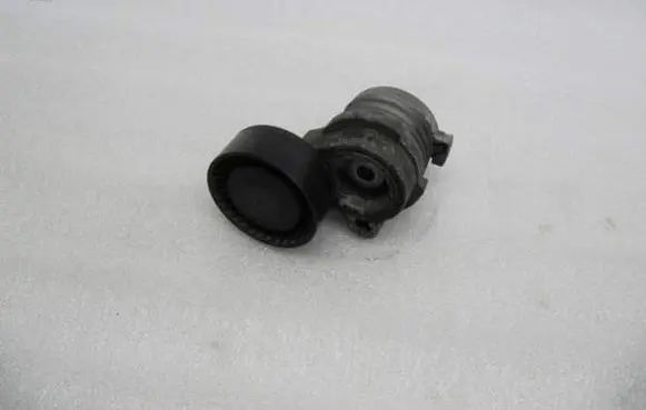 BMW 6 E63 E64 Generator/alternator belt tensioner 7549588