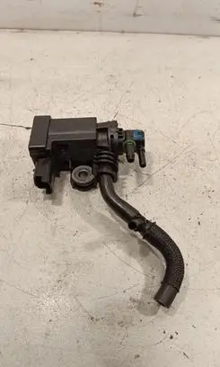 Ford Kuga II Turbo solenoid valve 9808206880