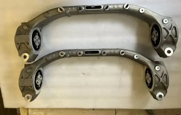 Rear axle beam