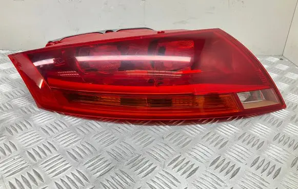 Audi TT TTS Mk2 Rear/tail lights 8J0945095B