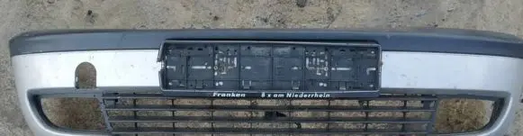 Opel Zafira A Front bumper pilkas