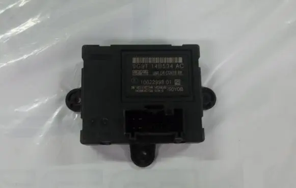 Ford Mondeo MK IV Door control unit/module 9G9T14B534AC