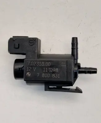 BMW X3 F25 Turbo solenoid valve 7810831 70231800 11T098