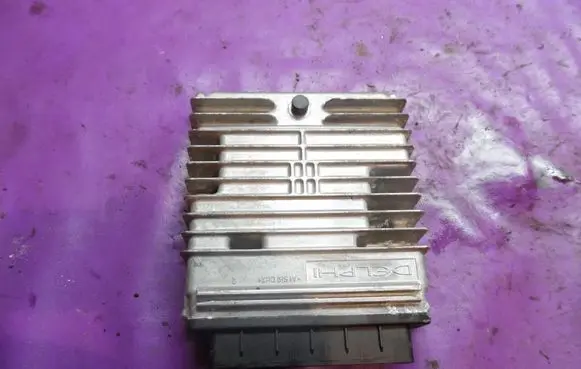 Ford Mondeo Mk III Engine control unit/module ECU 