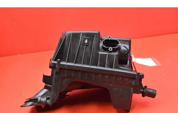 Opel Astra J Air filter box 13272759
