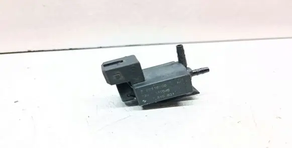 BMW 3 E90 E91 Vacuum valve 7810831 70231800