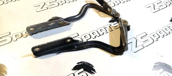 Nissan Patrol Y61 Engine bonnet/hood hinges