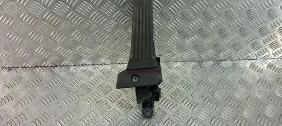 Hyundai i40 Accelerator throttle pedal 327263Z900
