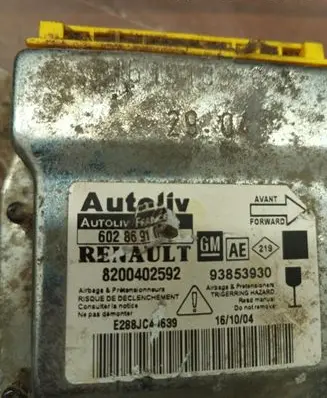 Renault Trafic II (X83) Air suspension control unit module (rear) 602869100 8200402592