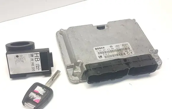 Engine ECU kit and lock set