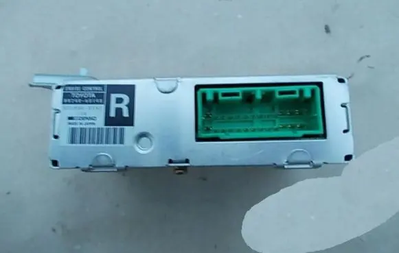 Toyota Land Cruiser (HDJ90) Other control units/modules 8824060140