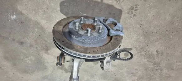Ford Mustang VI Rear wheel hub FR358759