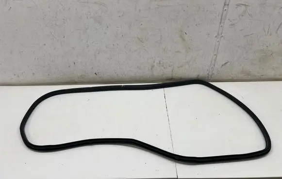 Nissan X-Trail T33 Rear door rubber seal (on body)