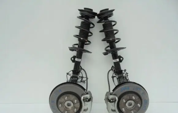 Nissan Juke I F15 Front wheel hub spindle knuckle