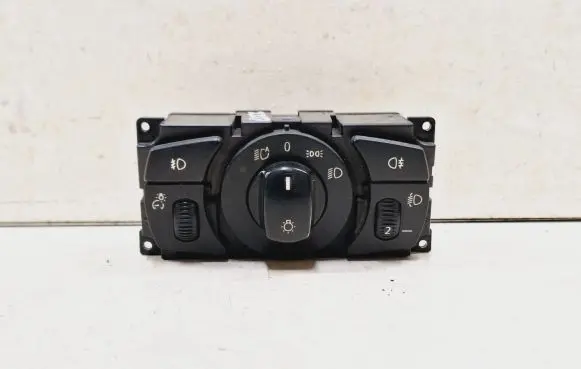 BMW 5 E60 E61 Light switch 33290103 695374 692525102
