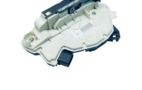 Seat Ibiza IV (6J,6P) Front door lock 5N1837015D