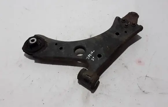 Front lower control arm/wishbone