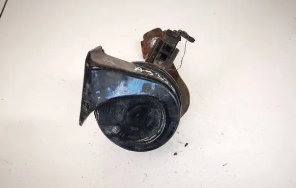 Skoda Octavia Mk2 (1Z) Horn signal e9011157