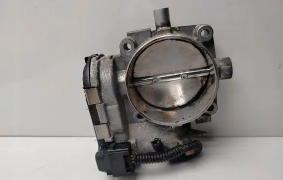 Mercedes-Benz C W204 Throttle body valve A1131410125