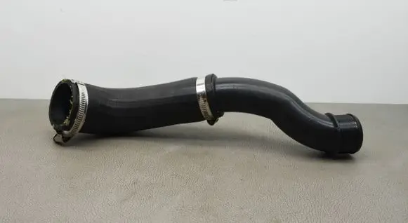 Ford Kuga II Intercooler hose/pipe