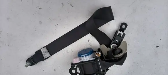 Mitsubishi Outlander Front seatbelt 0589P100016