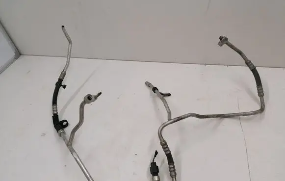 Ford Transit Air conditioning (A/C) pipe/hose